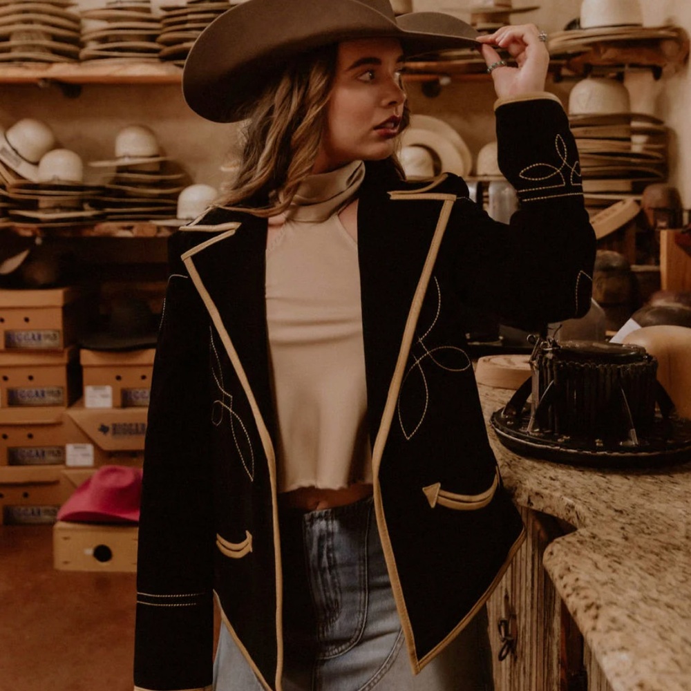 WESTERN STYLE SUEDE JACKET💕💕